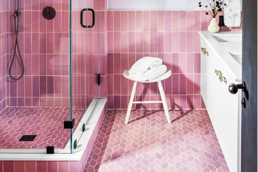 A nourished body and healthy mind are reflected in a glowing appearance, and nothing brings out your inner radiance better than a soothing day at the spa.