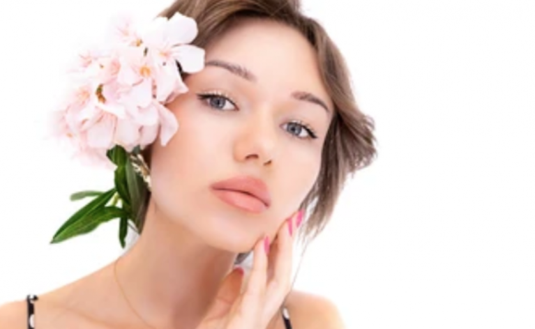 Confidence and a positive self image starts in the mind, but ensuring a total and complete beauty package, you must also maintain your body. Make your body beauty ritual important and add some key treatments that will keep you glowing from head to toe.